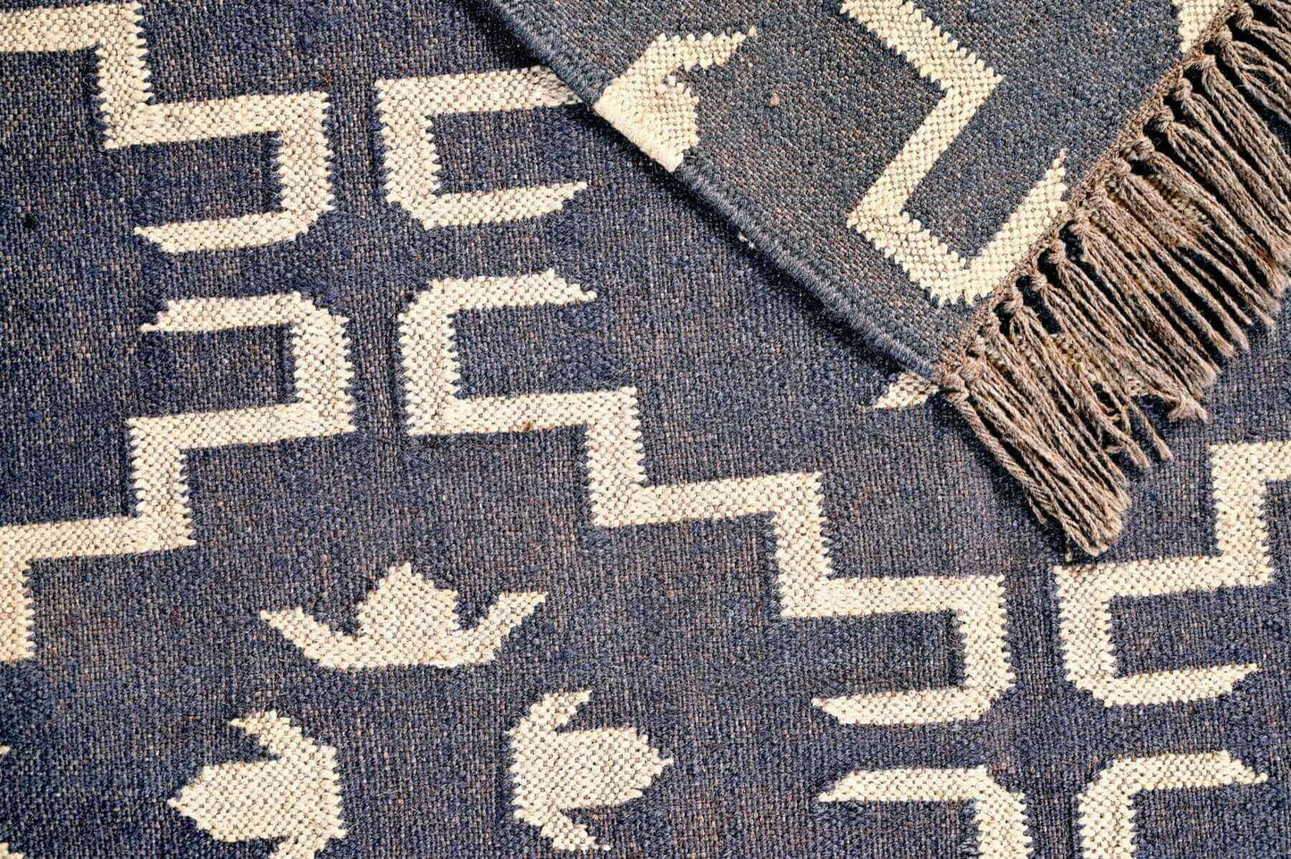 tienda online alfombras y kilims, hechos a mano, en lana y yute. Kilims baratos, de alta calidad.