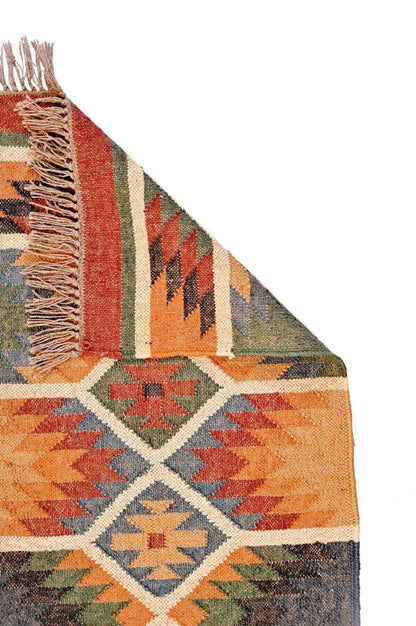 Alfombra tipo kilim, kilims tejidos a mano en yute y lana. Alfombras Kilim modernos, Alfombras en fibras naturales.