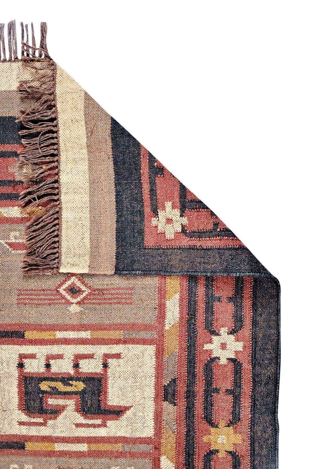 alfombra kilim, de lana y yute, kilims hechos a mano en fibras sostenibles. Más de 400 modelos, más de 35 medidas.